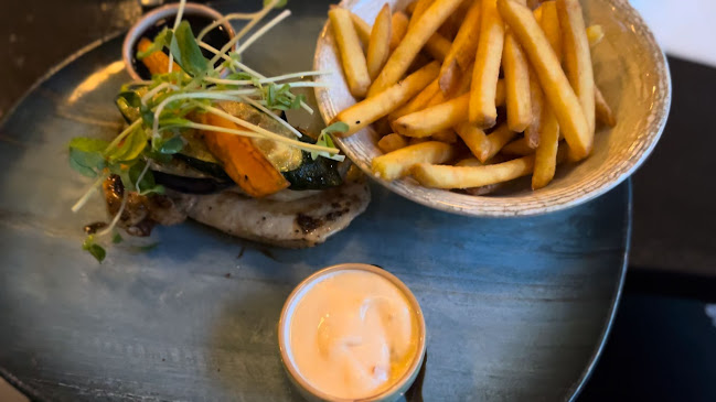 Opinii despre Allé Kök & Bar în Stockholm - Gastronomi och hotellverksamhet