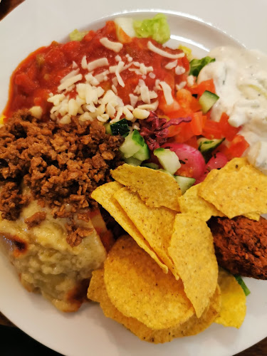 Cousteau Festlokal - Gastronomi och hotellverksamhet