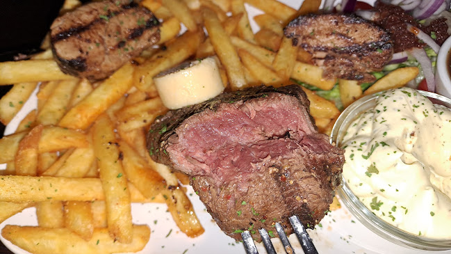 Opinii despre Ellstorps Kvarterskrog & Pizzeria în Malmö - Gastronomi och hotellverksamhet