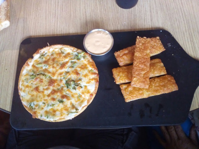 Comentarii opinii despre Pizza Hut Heron City