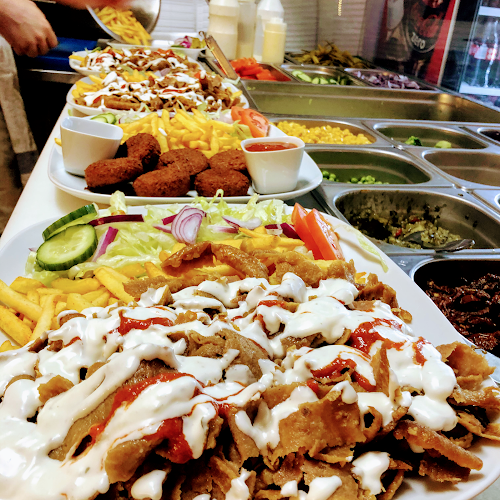 Pizzeria Mozzarella - Gastronomi och hotellverksamhet