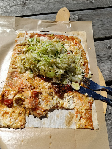 Lottas Bak&Form, Surdegsbageri, Café - Gastronomi och hotellverksamhet