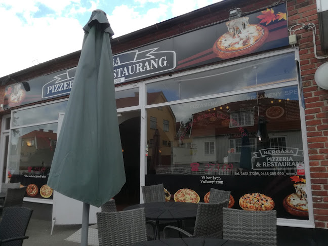 Opinii despre Bergåsa Pizzeria în Karlskrona - Gastronomi och hotellverksamhet