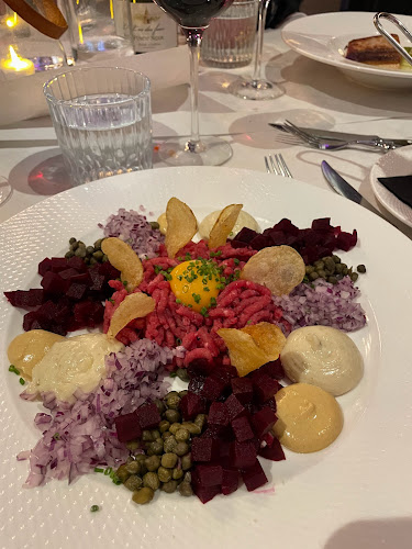 Brasserie Park - Gastronomi och hotellverksamhet