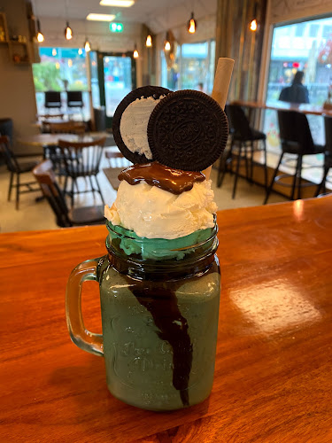 Comentarii opinii despre Barista Cafe