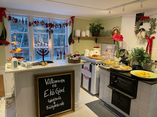 Comentarii opinii despre Ekö Gård - Gårdsbutik och Trädgårdscafé
