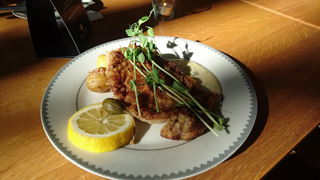 Opinii despre Pelles Lusthus - Restaurang, Catering, Event & Konferens în Nyköping - Gastronomi och hotellverksamhet