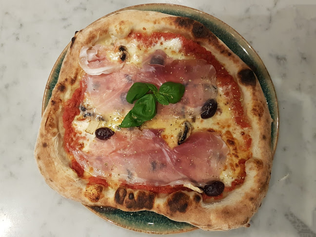 DiWINE Stockholm - Gastronomi och hotellverksamhet