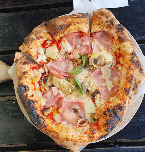 Malmö Saluhall - Gastronomi och hotellverksamhet