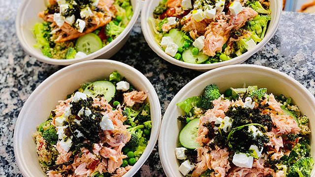 Comentarii opinii despre avocadoo Salladsbar