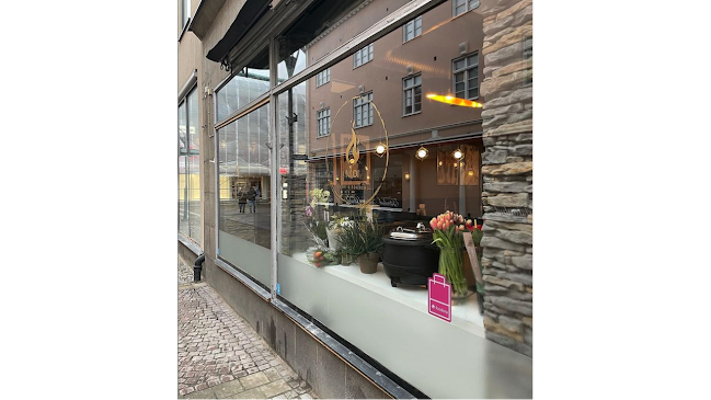 Moi Sushi & Poké Bowl