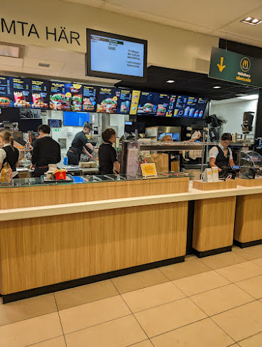 Comentarii opinii despre McDonald's Gävle Hemlingby