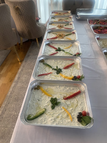 Comments and reviews of King Falafel