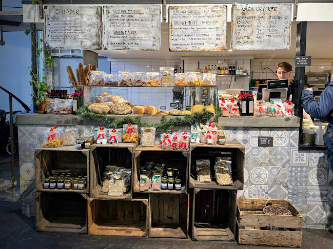 Bullar & Bröd - Gastronomi och hotellverksamhet