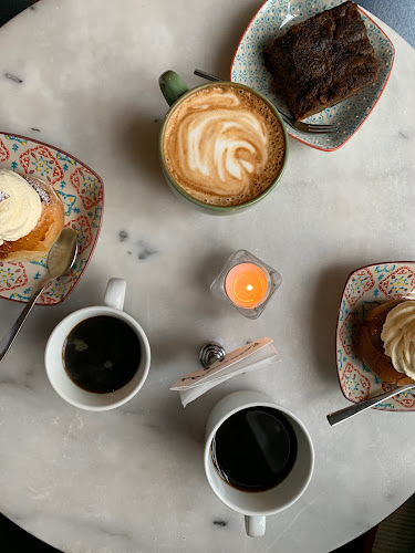 Opinii despre Lilla caféet på söder în Stockholm - Gastronomi och hotellverksamhet
