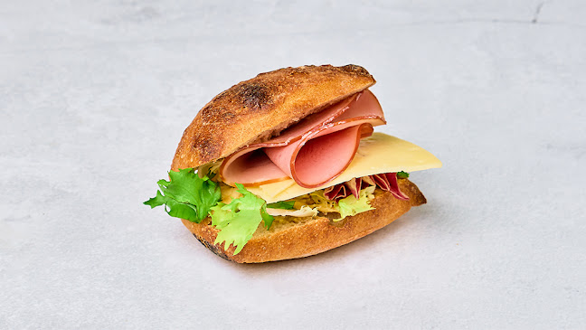 Comments and reviews of Togogo Centralen