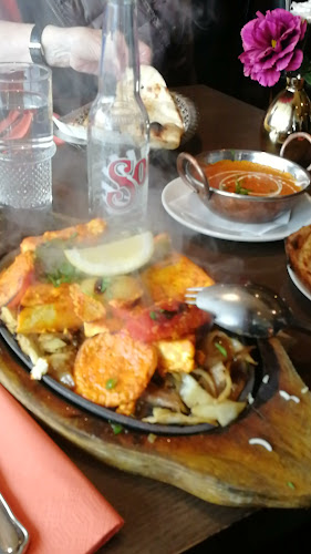 Daawat Masthugget - Indisk restaurang Open Times