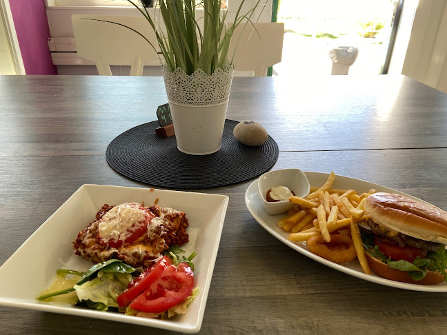 HGC Kök & Bar Open Times