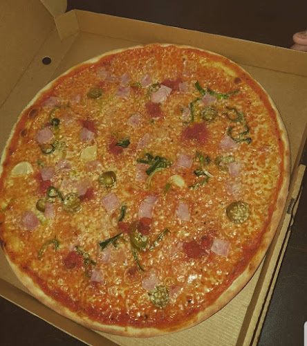 Pizzeria Tranan Open Times