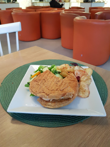 Comentarii opinii despre Cafe Oscar