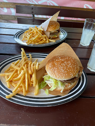 Reviews of AGA Grillen in Sandviken - Gastronomi och hotellverksamhet