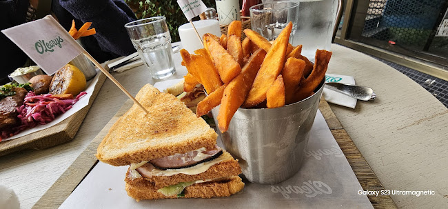 O'Learys Vällingby - Gastronomi och hotellverksamhet