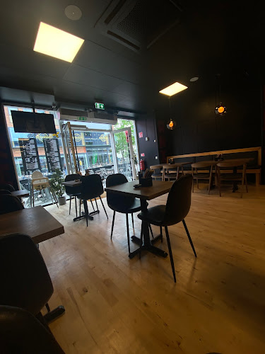 Aki Sushi & Ramen och poke bowl - Västerås