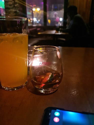 Templet Bar & Cafe - Gastronomi och hotellverksamhet