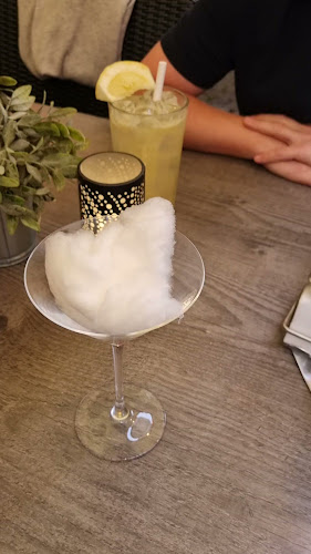 Lilla torg 17, 211 34 Malmö