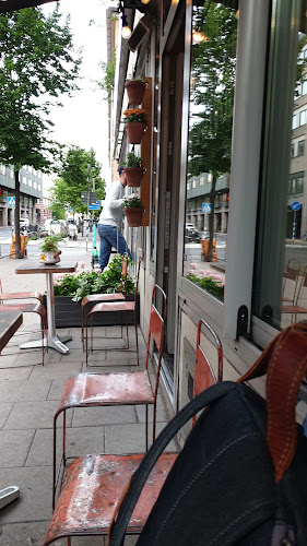 Opinii despre Le Violon Dingue în Stockholm - Gastronomi och hotellverksamhet