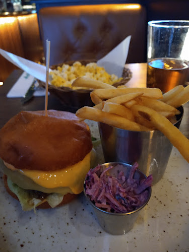 Opinii despre O'Learys Göteborg Central în Göteborg - Gastronomi och hotellverksamhet