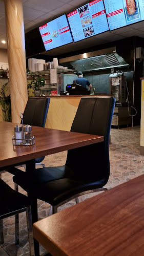 Pizzeria Victoria - Gastronomi och hotellverksamhet