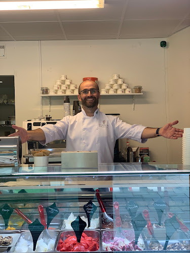 Dolce Crema - Gastronomi och hotellverksamhet