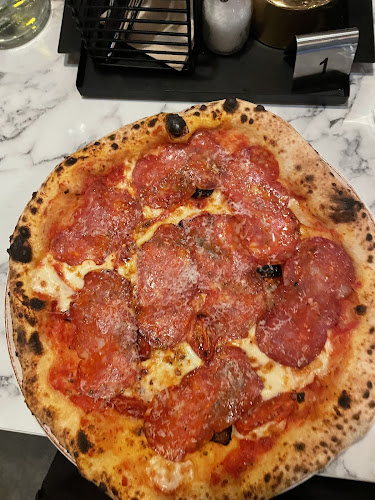 Opinii despre Höga Grader în Sala - Gastronomi och hotellverksamhet