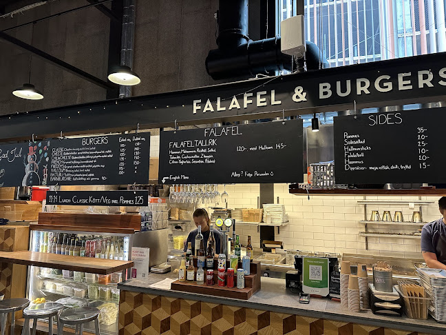 Falafel & Burgers
