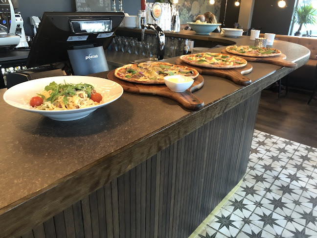 Opinii despre Alessandros svampen în Örebro - Gastronomi och hotellverksamhet