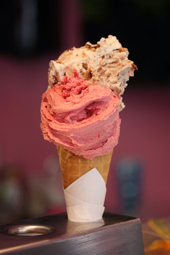 StikkiNikki Drottninggatan Open Times