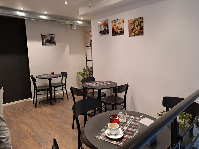 Comments and reviews of Lupin Caffetteria