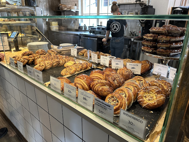 Artisan Bread - Gastronomi och hotellverksamhet