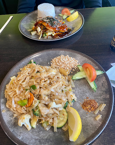 Comentarii opinii despre Myntans Wok & Sushi