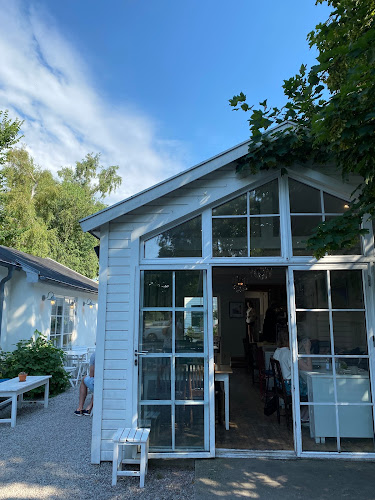 Messy & Tasty - Gastronomi och hotellverksamhet