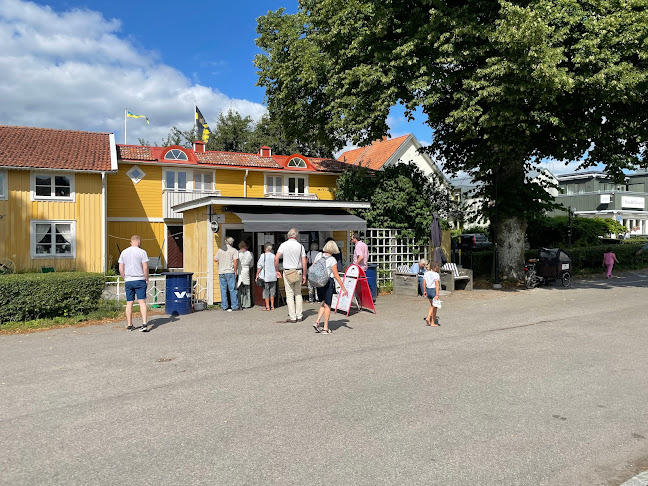 Rökta Räkan & Co Phone number