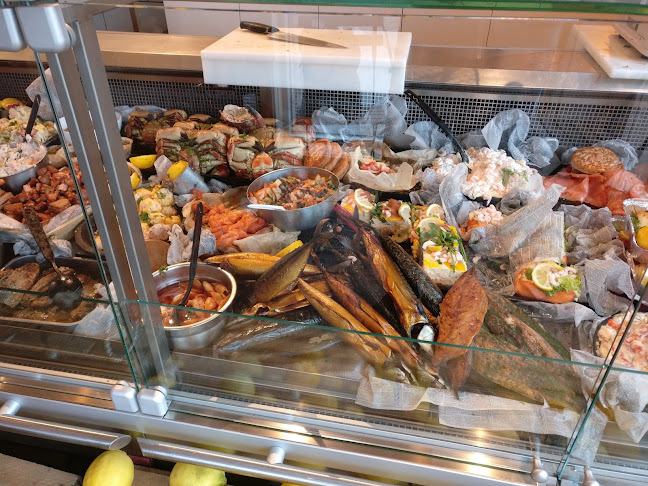 Opinii despre Ljungskiles Havsdelikatesser în Ljungskile - Gastronomi och hotellverksamhet