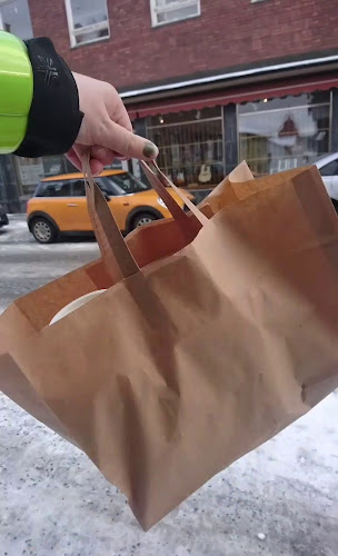 Comentarii opinii despre Emma å Andreas Restaurang & Catering AB