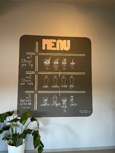 Opinii despre Miss Crickets Milkshake bar în Höganäs - Gastronomi och hotellverksamhet