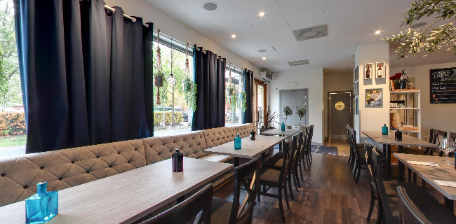 Santorini Restaurang & Bar