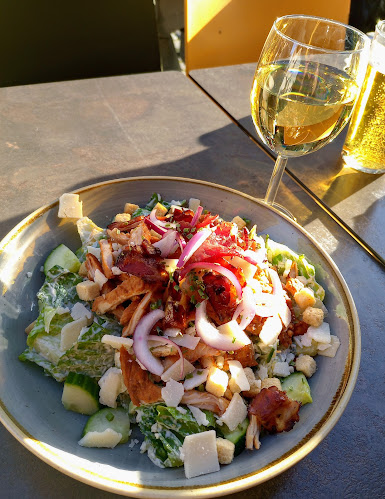 Hantverkaregatan 3, 582 23 Linköping