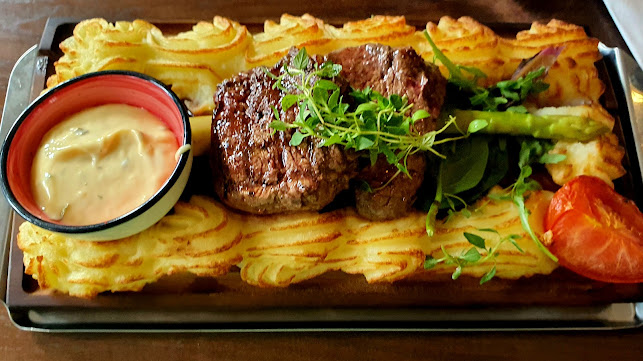 Bryggans kök & bar Phone number