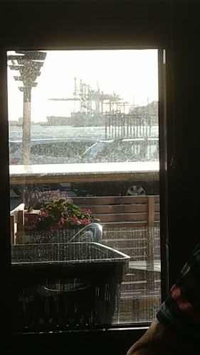 Comments and reviews of Porter Pelle - Restaurang vid Vattnet, Evenemang/Livemusik i Göteborg