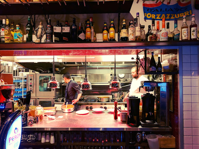 Comentarii opinii despre Enoteca Maglia